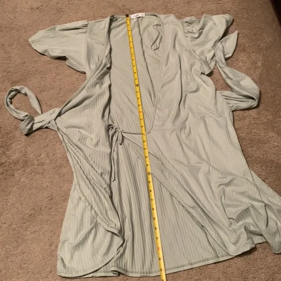 NWOT Socialite Dress. Size M. - Picture 7 of 9